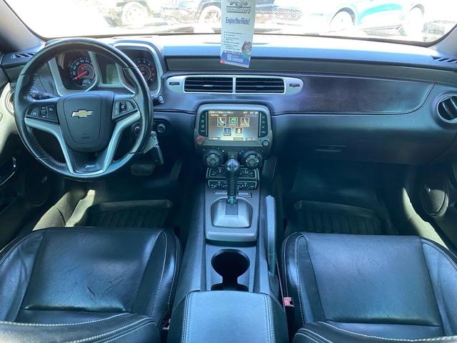 Photo of 2013 Black Chevrolet Camaro