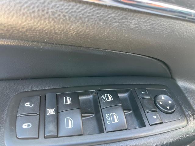 Photo of 2015 Silver Jeep Grand Cherokee