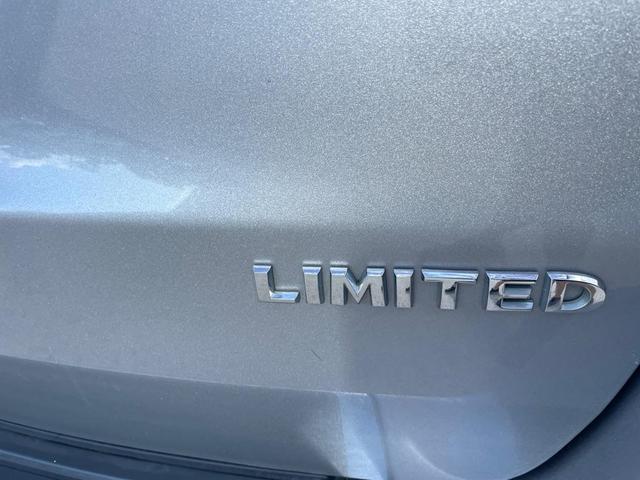Photo of 2015 Silver Jeep Grand Cherokee