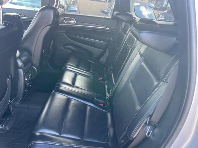 Photo of 2015 Silver Jeep Grand Cherokee