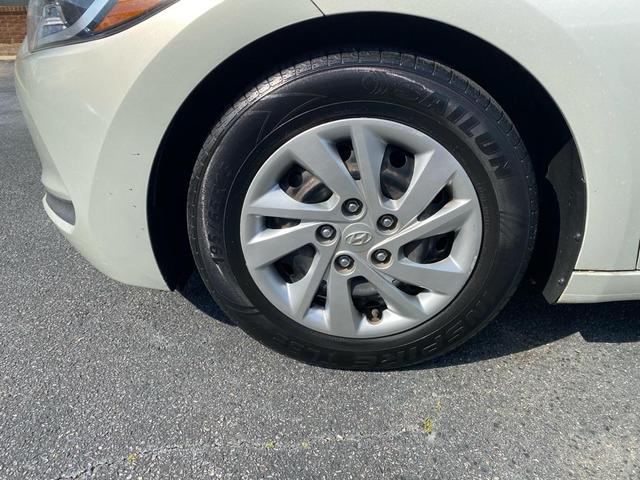 Photo of 2017 Mineral Beige Pearl Hyundai ELANTRA