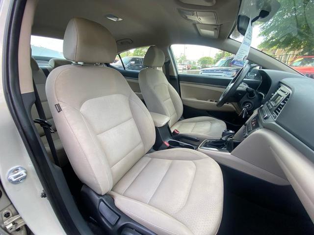 Photo of 2017 Mineral Beige Pearl Hyundai ELANTRA