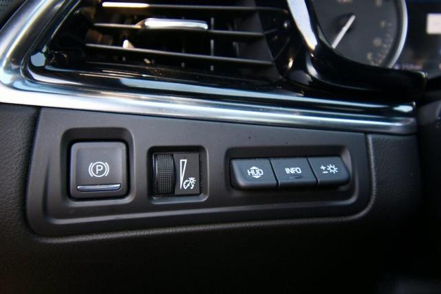 Photo of 2022 Satin Steel Metallic Cadillac XT6