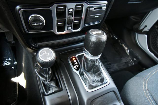 Photo of 2024 Silver Zynith Clearcoat Jeep Wrangler