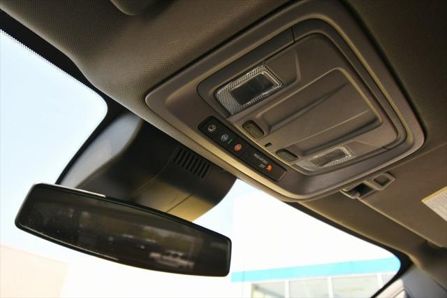 Photo of 2022 Black Chevrolet Silverado 1500