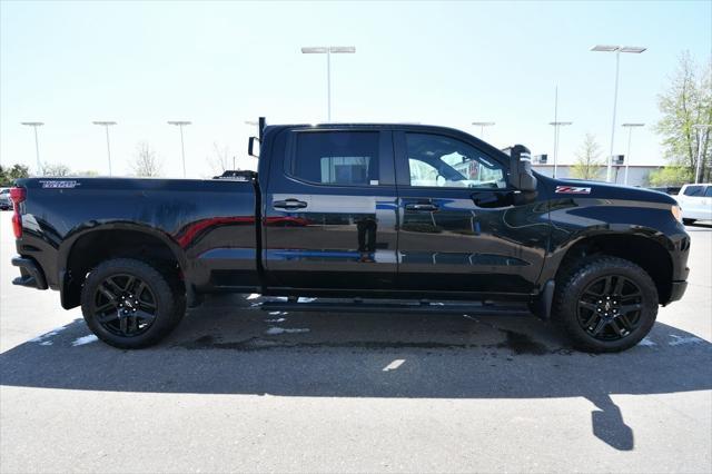 Photo of 2022 Black Chevrolet Silverado 1500