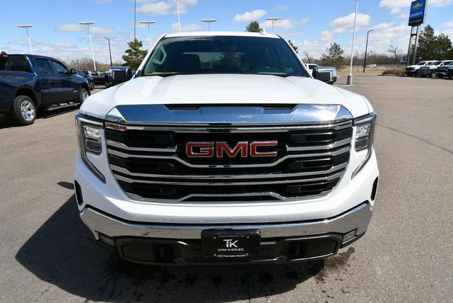 Photo of 2023 Summit White GMC Sierra 1500