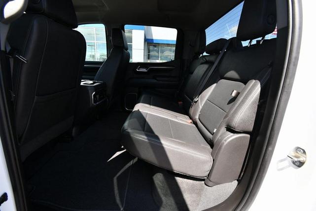 Photo of 2023 Summit White GMC Sierra 1500