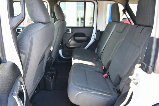 Photo of 2024 Bright White Clearcoat Jeep Wrangler