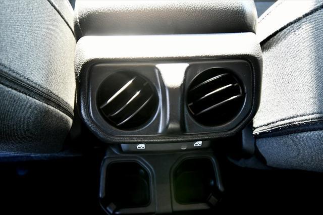 Photo of 2024 Bright White Clearcoat Jeep Wrangler