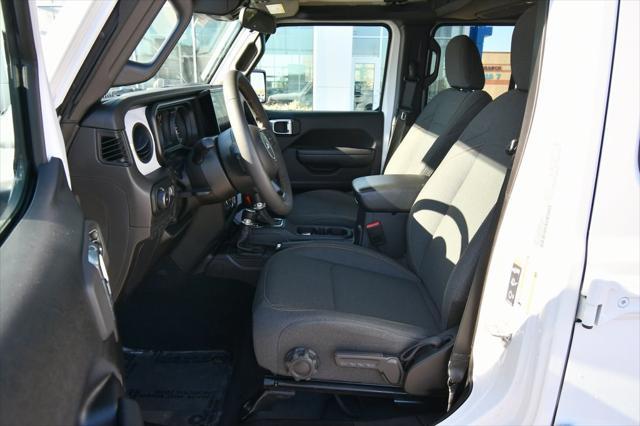 Photo of 2024 Bright White Clearcoat Jeep Wrangler