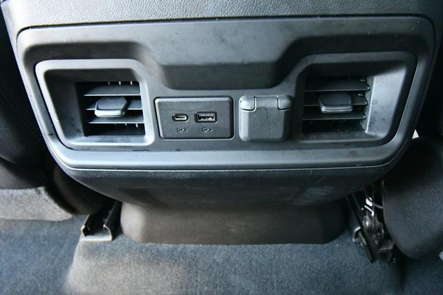 Photo of 2021 Black Chevrolet Silverado 1500