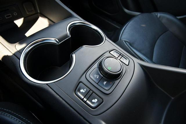Photo of 2024 Ebony Twilight Metallic GMC Terrain
