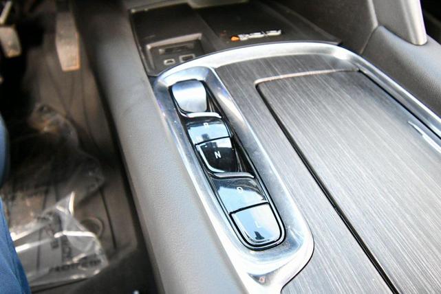 Photo of 2023 Sage Metallic Buick Enclave