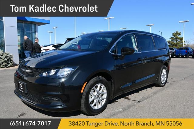2023 Chrysler Voyager