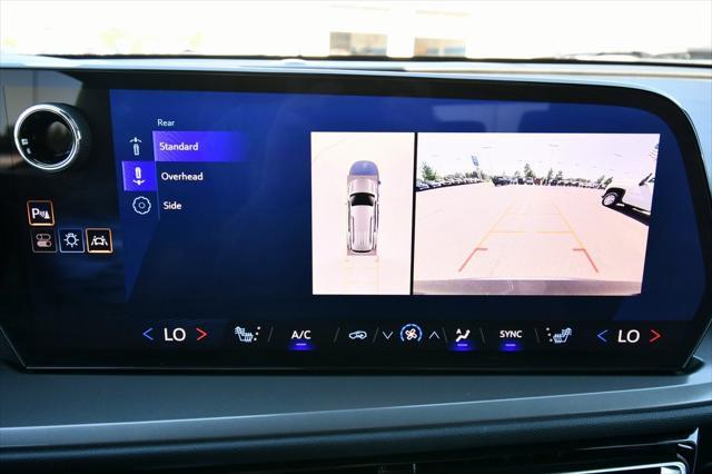Photo of 2024 Mosaic Black Metallic Chevrolet Traverse