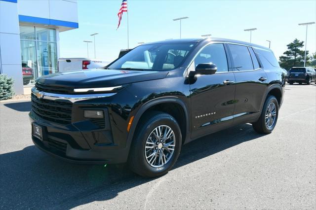 Photo of 2024 Mosaic Black Metallic Chevrolet Traverse