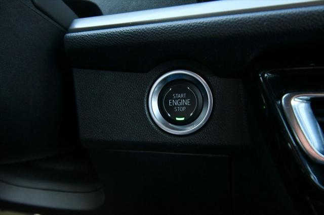 Photo of 2024 Mosaic Black Metallic Chevrolet Traverse