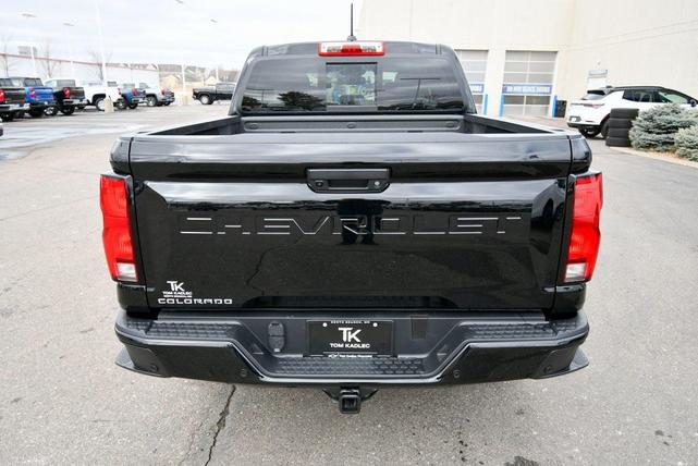 Photo of 2025 Black Chevrolet Colorado
