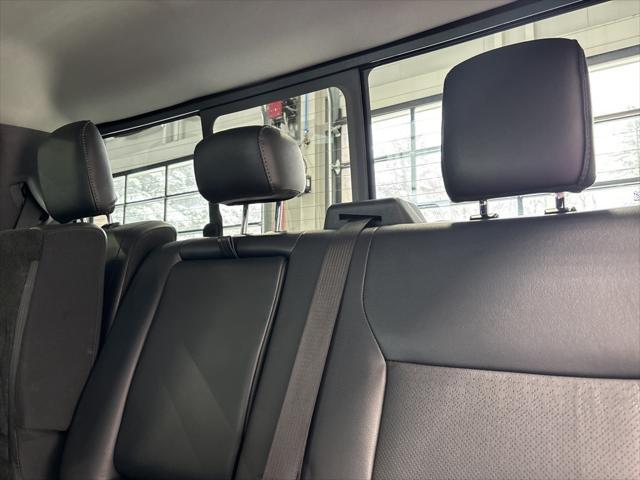 Photo of 2024 Oxford White Ford F-250