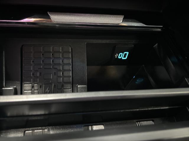 Photo of 2024 Oxford White Ford F-250