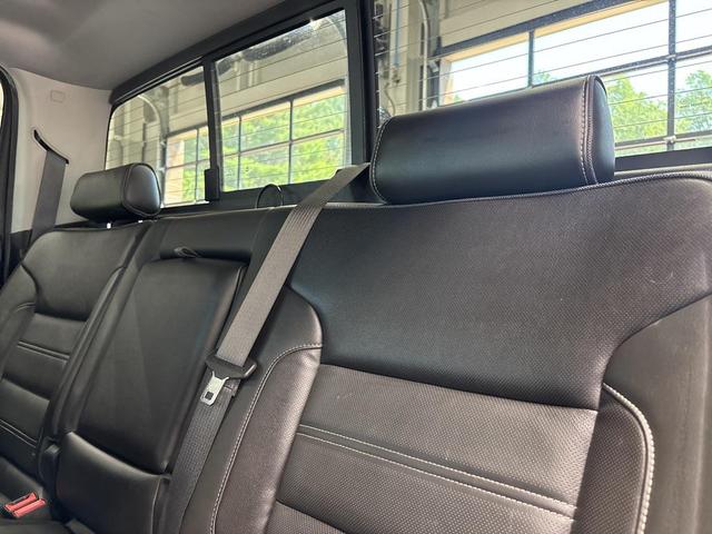 Photo of 2018 Quicksilver Metallic GMC Sierra 3500