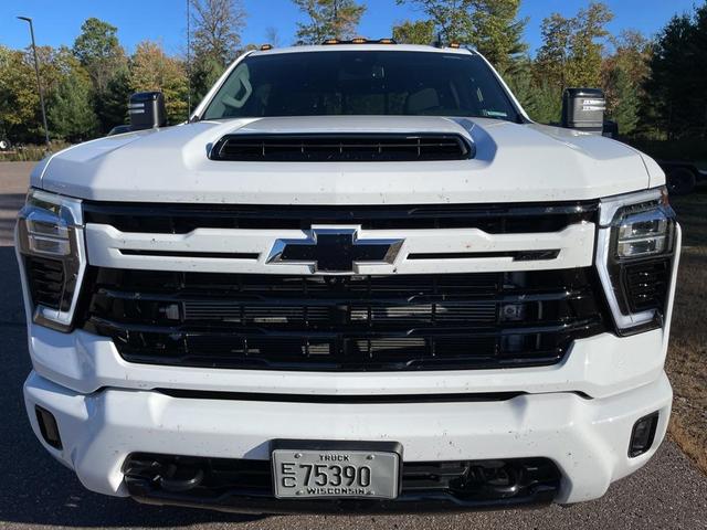 Photo of 2024 Summit White Chevrolet Silverado 3500