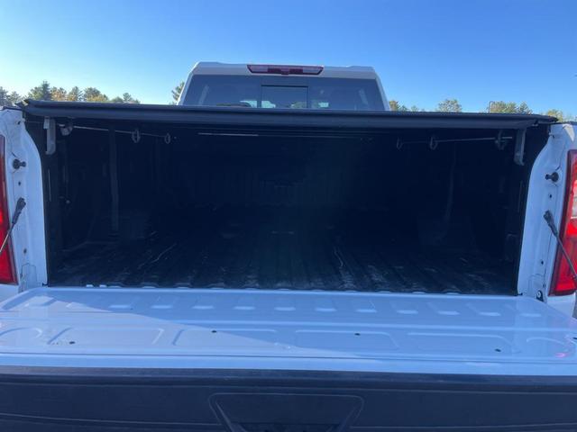 Photo of 2024 Summit White Chevrolet Silverado 3500