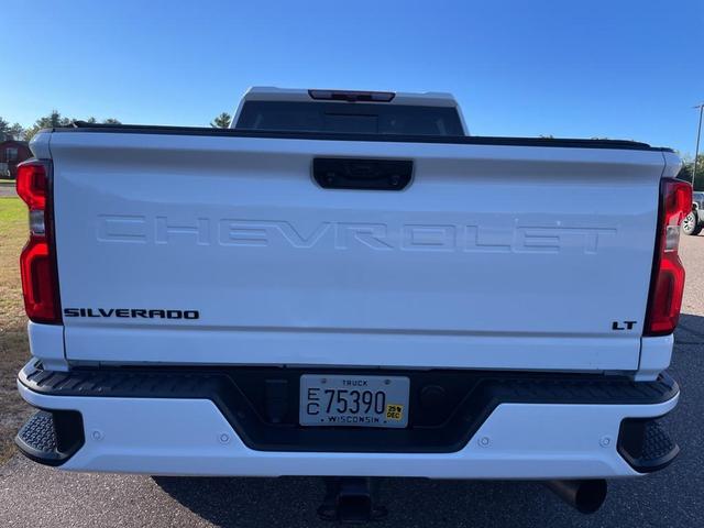 Photo of 2024 Summit White Chevrolet Silverado 3500