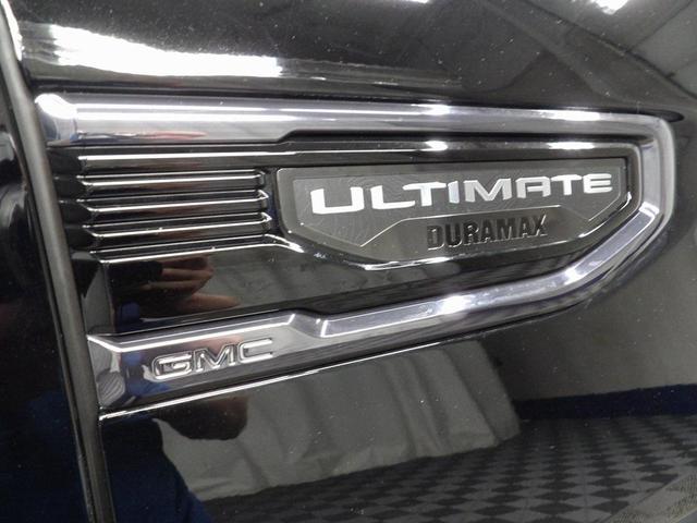 Photo of 2023 Onyx Black GMC Sierra 1500