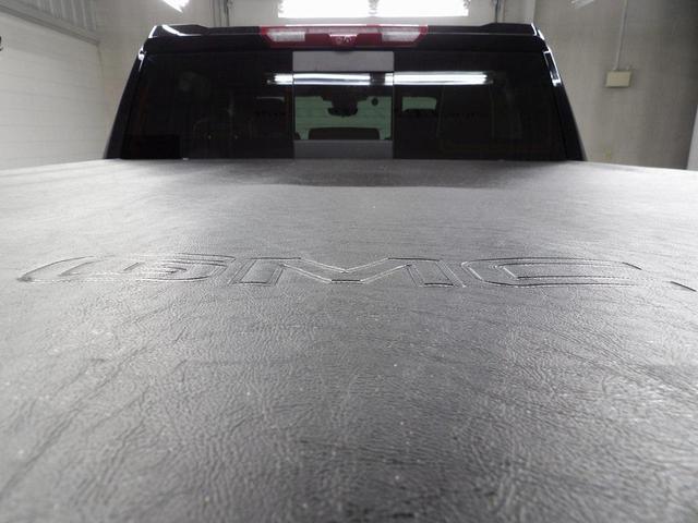 Photo of 2023 Onyx Black GMC Sierra 1500
