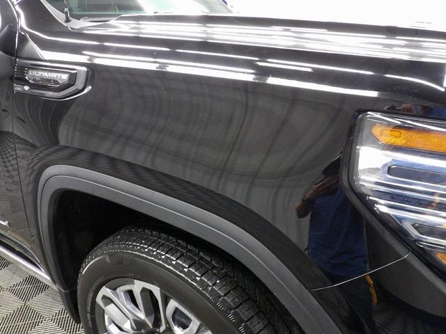 Photo of 2023 Onyx Black GMC Sierra 1500
