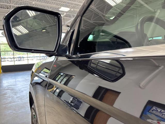 Photo of 2024 Agate Black Metallic Ford Expedition Max
