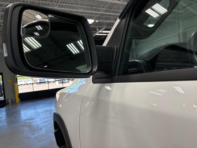 Photo of 2023 Bright White Clearcoat RAM 1500