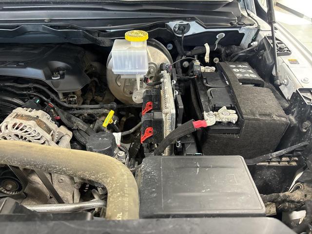 Photo of 2023 Bright White Clearcoat RAM 1500