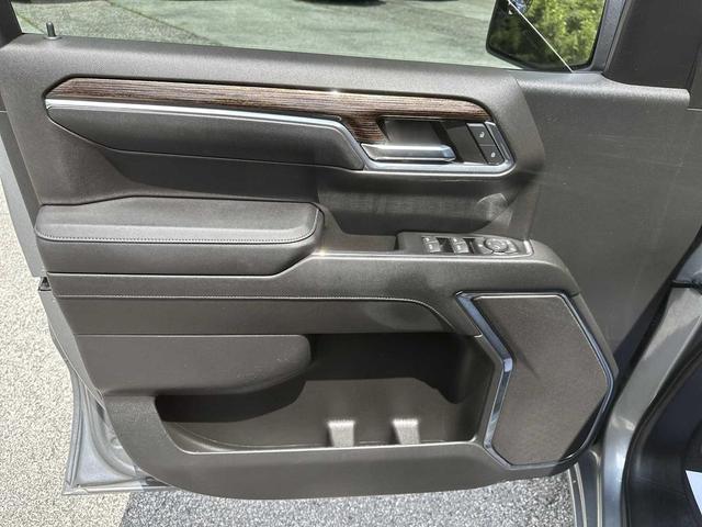 Photo of 2024 Sterling Metallic GMC Sierra 1500