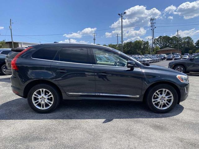 Photo of 2015 Savile Gray Metallic Volvo XC60