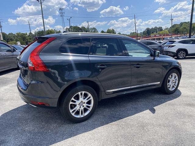 Photo of 2015 Savile Gray Metallic Volvo XC60