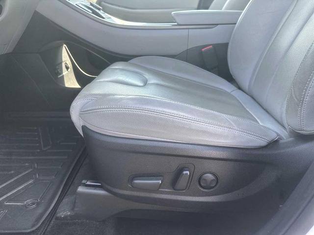Photo of 2022 Hyper White Hyundai PALISADE