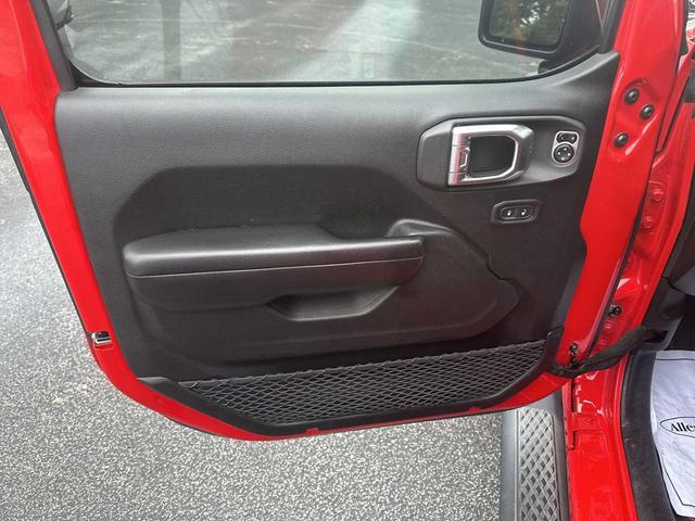 Photo of 2020 Firecracker Red Clearcoat Jeep Gladiator