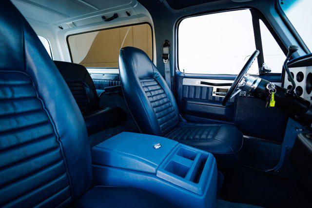 Photo of 1989 Light Blue Metallic Chevrolet Blazer