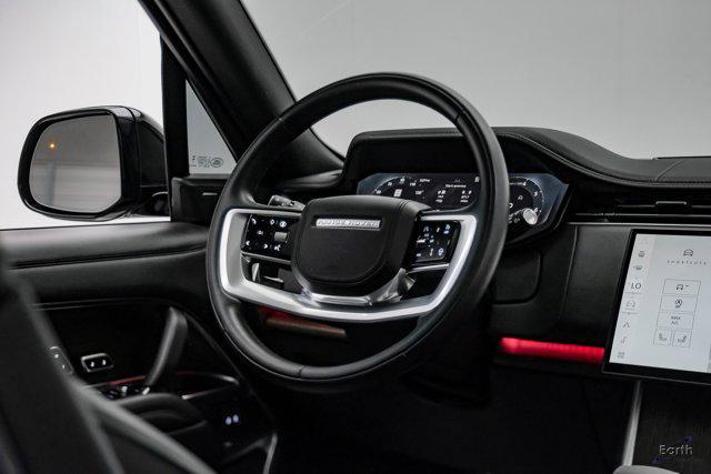 Photo of 2024 Santorini Black Metallic Land Rover Range Rover
