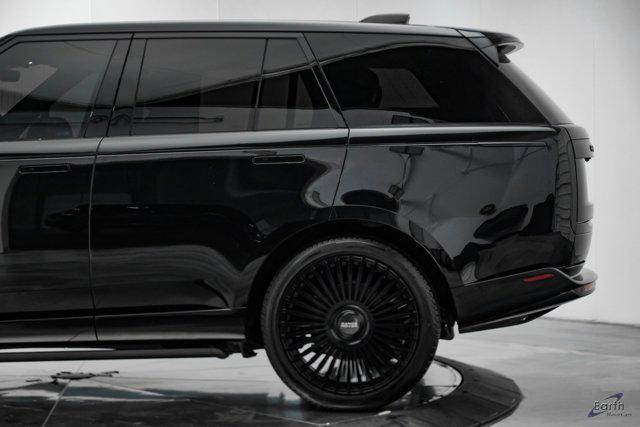 Photo of 2024 Santorini Black Metallic Land Rover Range Rover