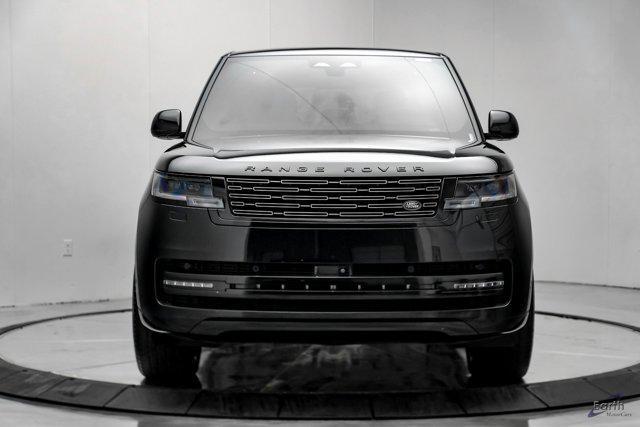Photo of 2024 Santorini Black Metallic Land Rover Range Rover