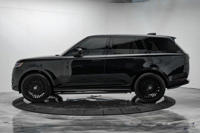 Photo of 2024 Santorini Black Metallic Land Rover Range Rover