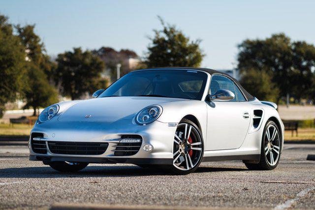 Photo of 2010 GT Silver Metallic Porsche 911