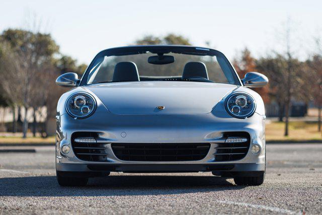 Photo of 2010 GT Silver Metallic Porsche 911