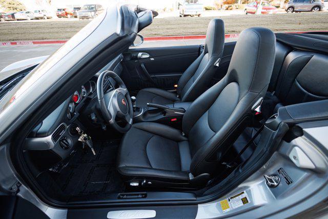 Photo of 2010 GT Silver Metallic Porsche 911