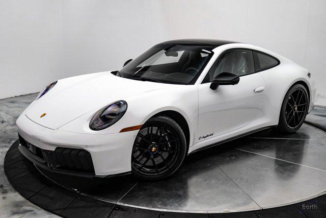 Photo of 2025 White Porsche 911