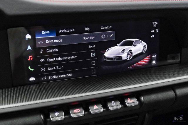 Photo of 2025 White Porsche 911